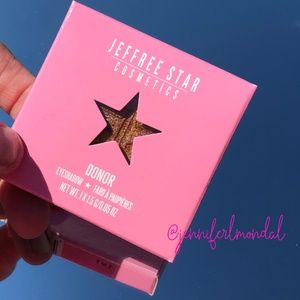 😍 NWT Exclusive "Donor" Artistry Single! WOW😍